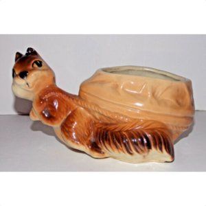 Shawnee USA Pottery Chipmunk Planter 8in Vintage